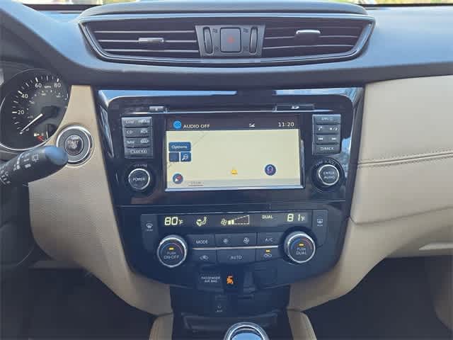 Thumbnail: 2017 Nissan Rogue - 27