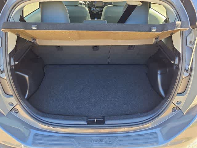 Thumbnail: 2012 Toyota Prius c - 31