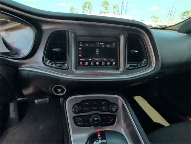 Thumbnail: 2022 Dodge Challenger - 23