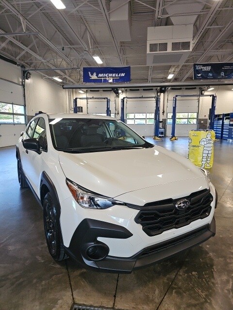 2024 Subaru Crosstrek Base photo 3