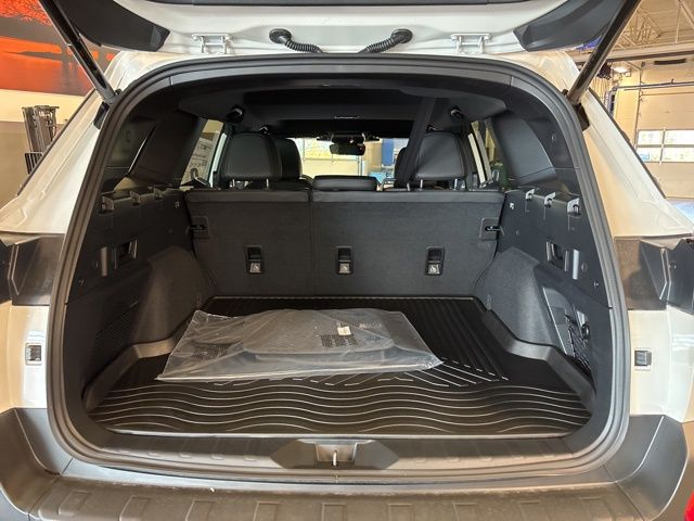 2026 Subaru Outback Limited - Photo 12