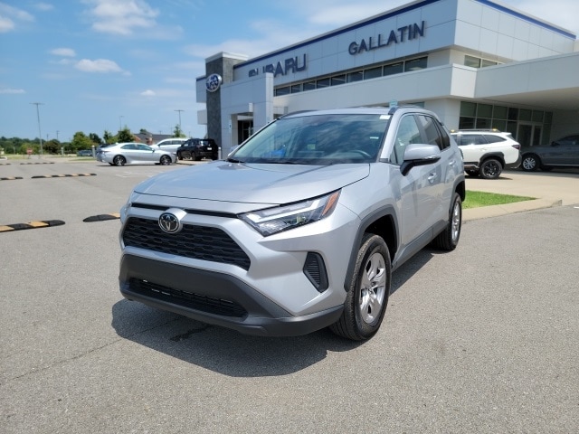 Used 2022 Toyota RAV4 XLE with VIN 2T3P1RFV1NW293168 for sale in Gallatin, TN