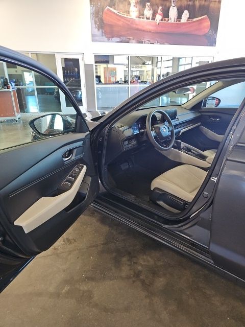 2024 Honda Accord LX - Photo 10