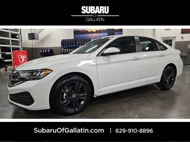 2024 Volkswagen Jetta SE's photo