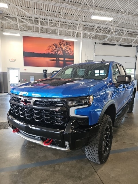 Used 2022 Chevrolet Silverado 1500 ZR2 with VIN 3GCUDHEL6NG677516 for sale in Gallatin, TN
