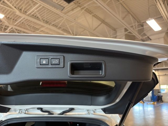 2026 Subaru Outback Limited - Photo 13