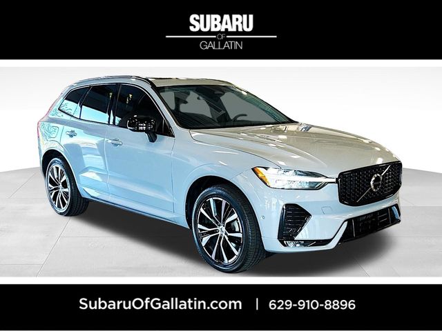 2024 Volvo XC60 B5 Plus Dark Theme AWD's photo