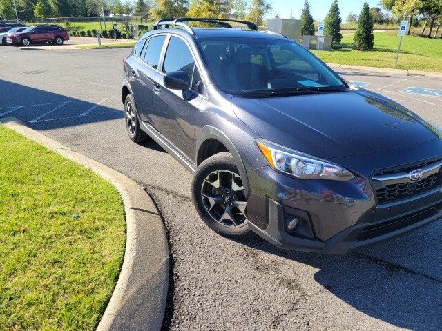 2019 Subaru Crosstrek 2.0i Premium photo 3