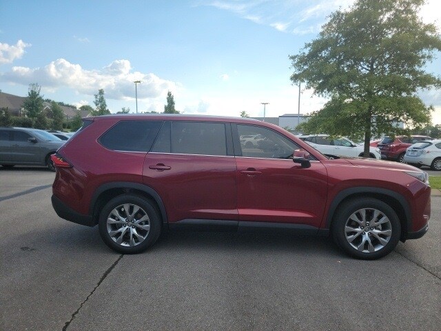 2024 Toyota Grand Highlander Limited photo 3