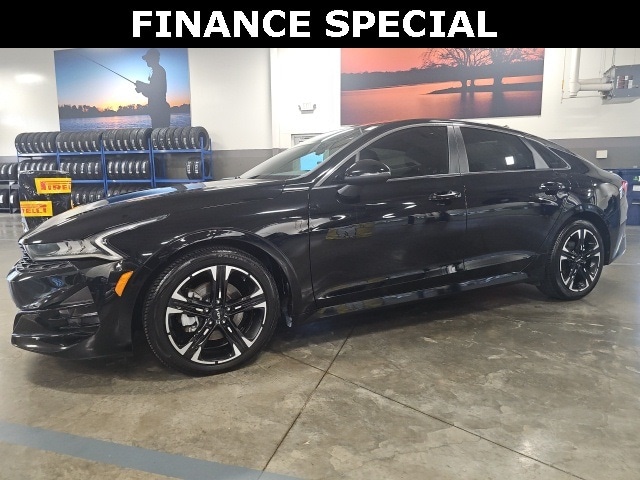 2022 Kia K5 GT-Line's photo