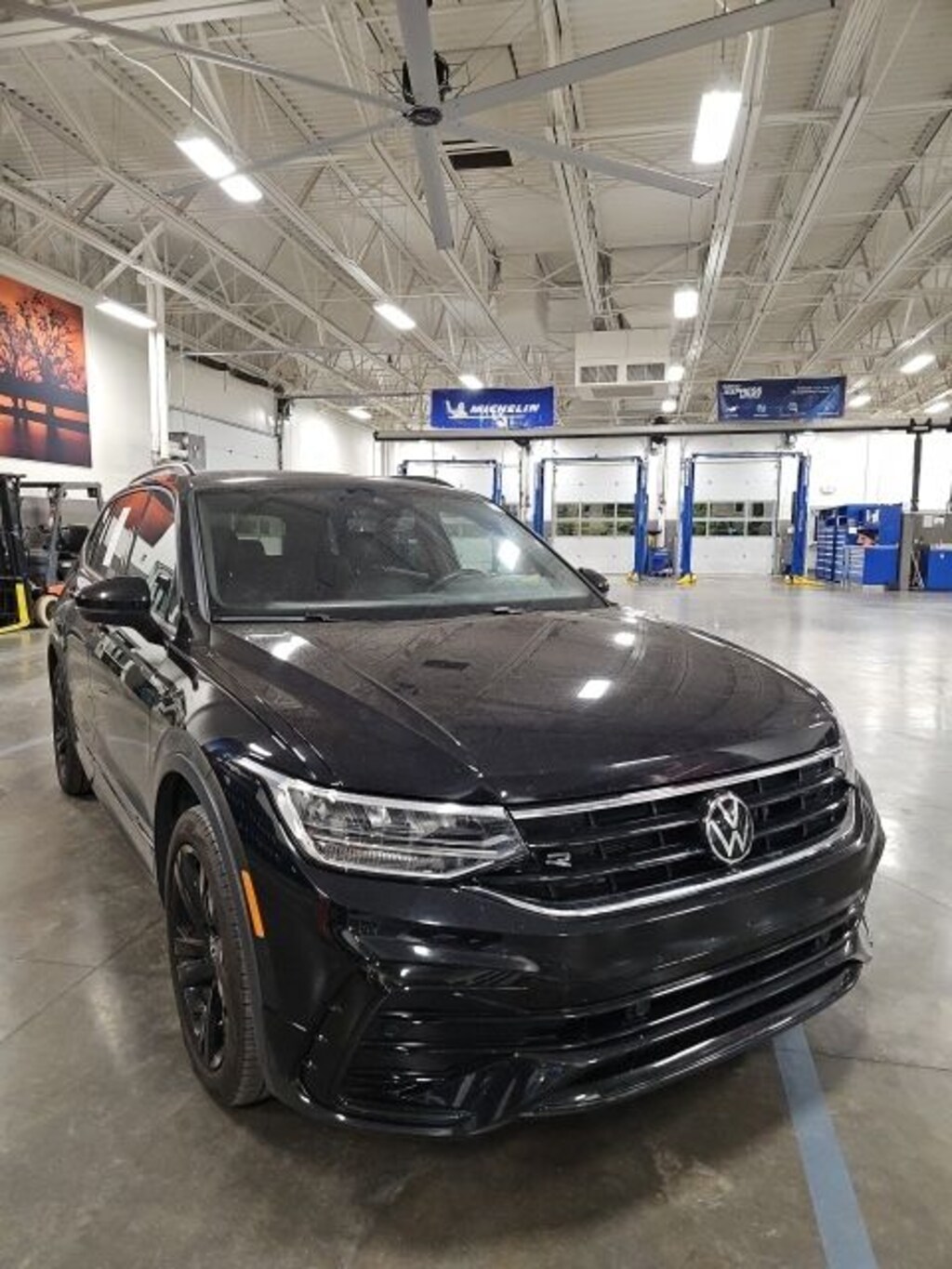 Used 2024 Volkswagen Tiguan 2.0T SE R-Line Black SUV