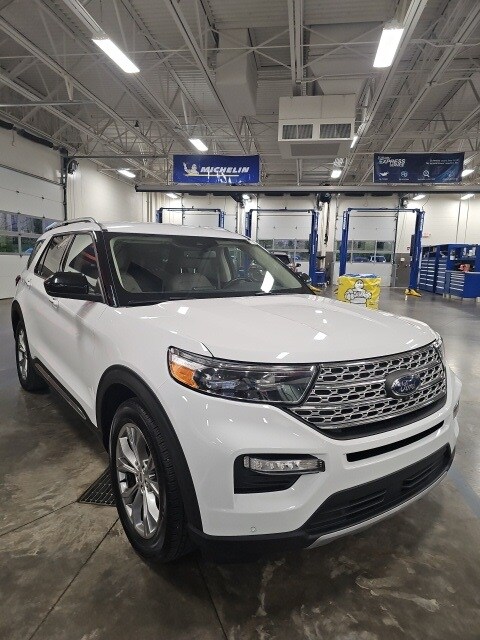 2022 Ford Explorer Limited photo 4