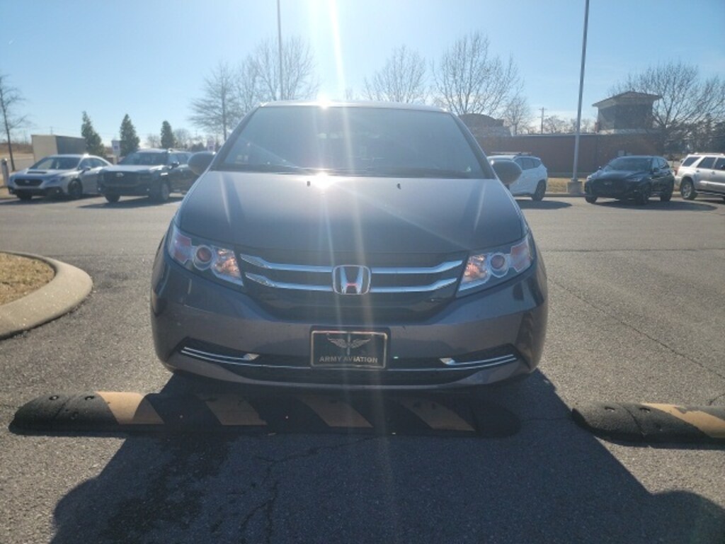 Used 2015 Honda Odyssey LX Minivan/Van