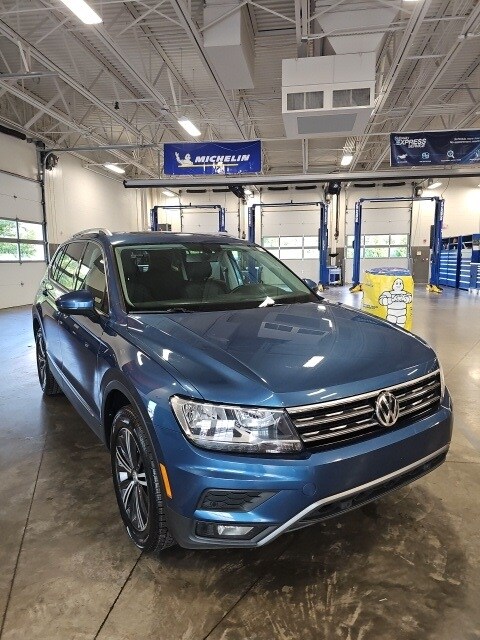 2019 Volkswagen Tiguan SEL photo 4