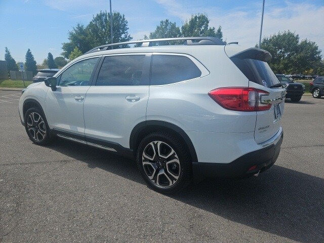 2024 Subaru Ascent Limited photo 4