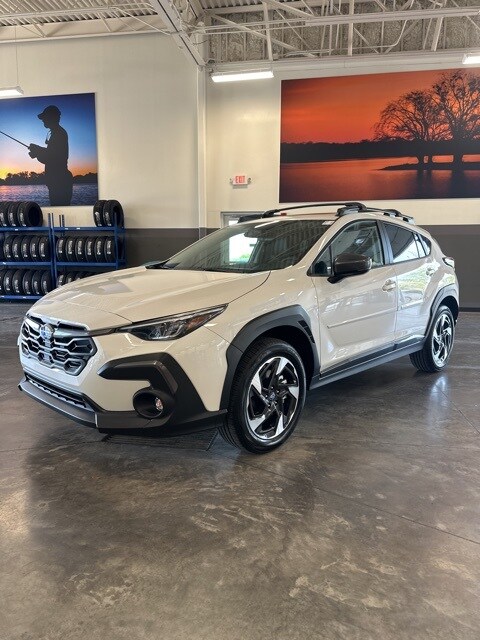 2025 Subaru Crosstrek Limited photo 2