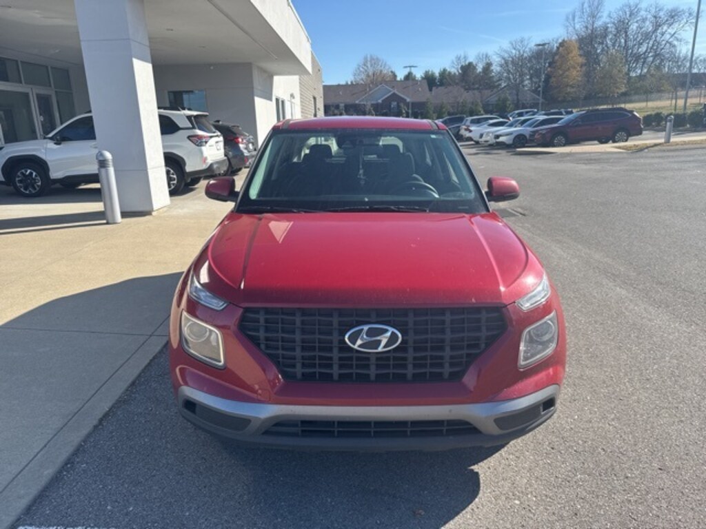Used 2021 Hyundai Venue SE SUV