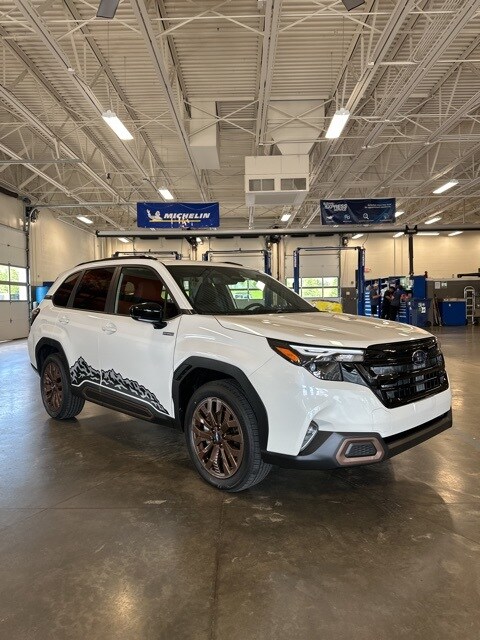 2025 Subaru Forester Sport photo 4