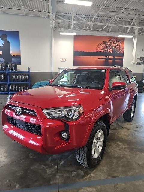 Used 2024 Toyota 4Runner SR5 with VIN JTEMU5JR5R6252672 for sale in Gallatin, TN