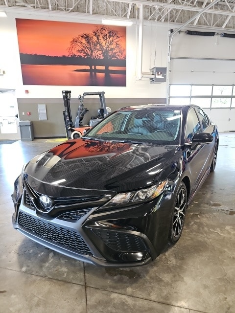 Used 2023 Toyota Camry SE with VIN 4T1G11AK7PU738538 for sale in Gallatin, TN