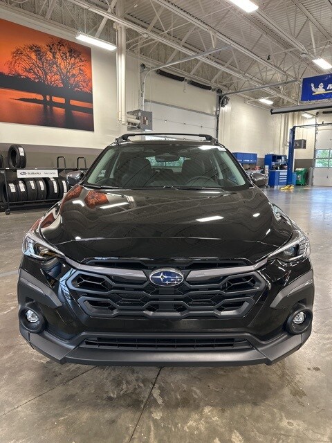 2025 Subaru Crosstrek Limited photo 3