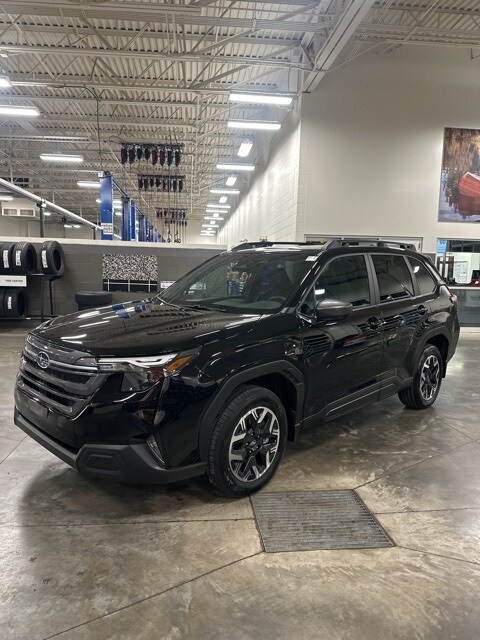 2026 Subaru Forester Premium photo 2