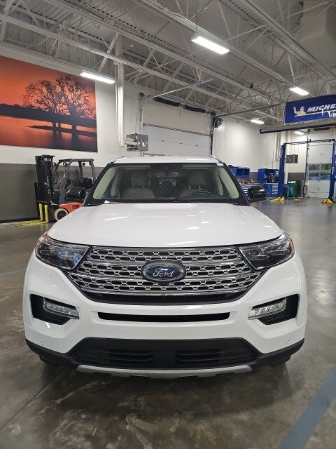 2022 Ford Explorer Limited photo 3
