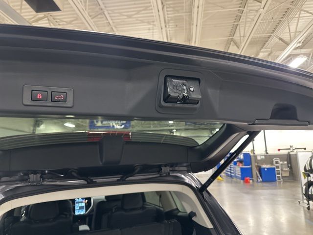 2026 Subaru Ascent Touring - Photo 17