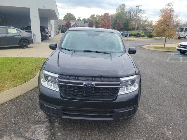 2023 Ford Maverick XLT photo 2