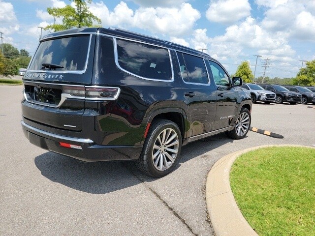 2022 Jeep Grand Wagoneer II photo 4
