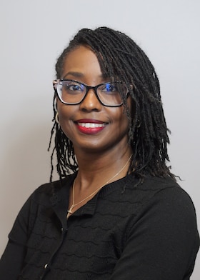 Staff member Sabrina Miller from ID_119666ca5d06