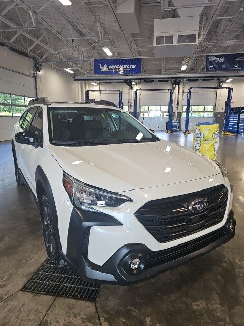 2024 Subaru Outback Onyx Edition photo 4