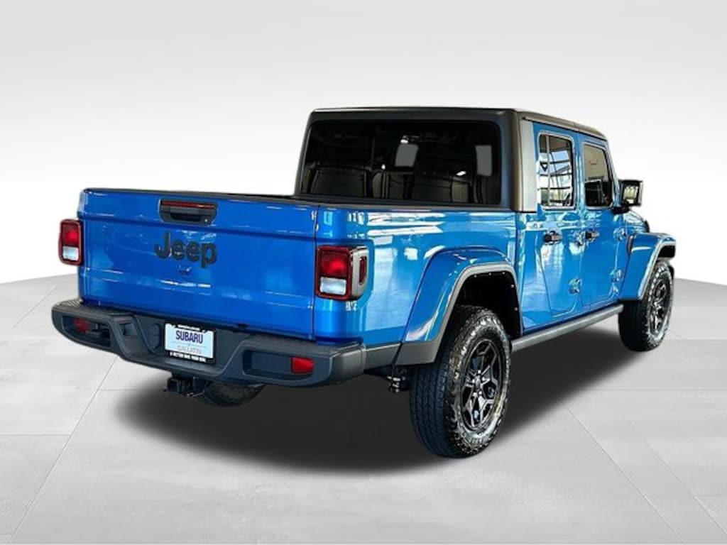 Used 2021 Jeep Gladiator Willys Truck