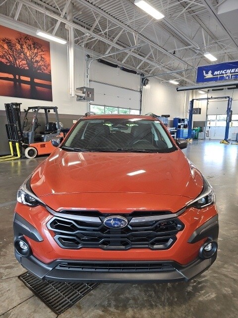 2024 Subaru Crosstrek Limited photo 2