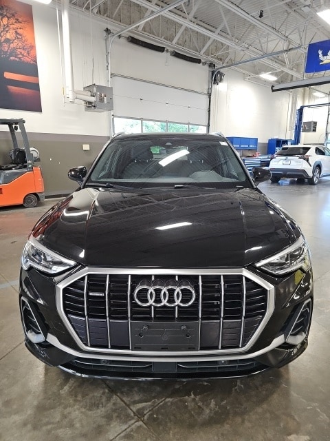 Used 2023 Audi Q3 S Line Premium with VIN WA1DECF36P1116226 for sale in Gallatin, TN
