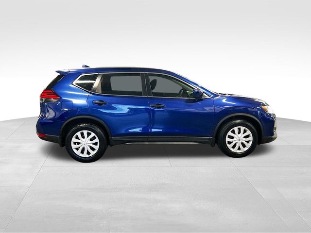 Used 2017 Nissan Rogue S with VIN KNMAT2MT2HP609072 for sale in Gallatin, TN