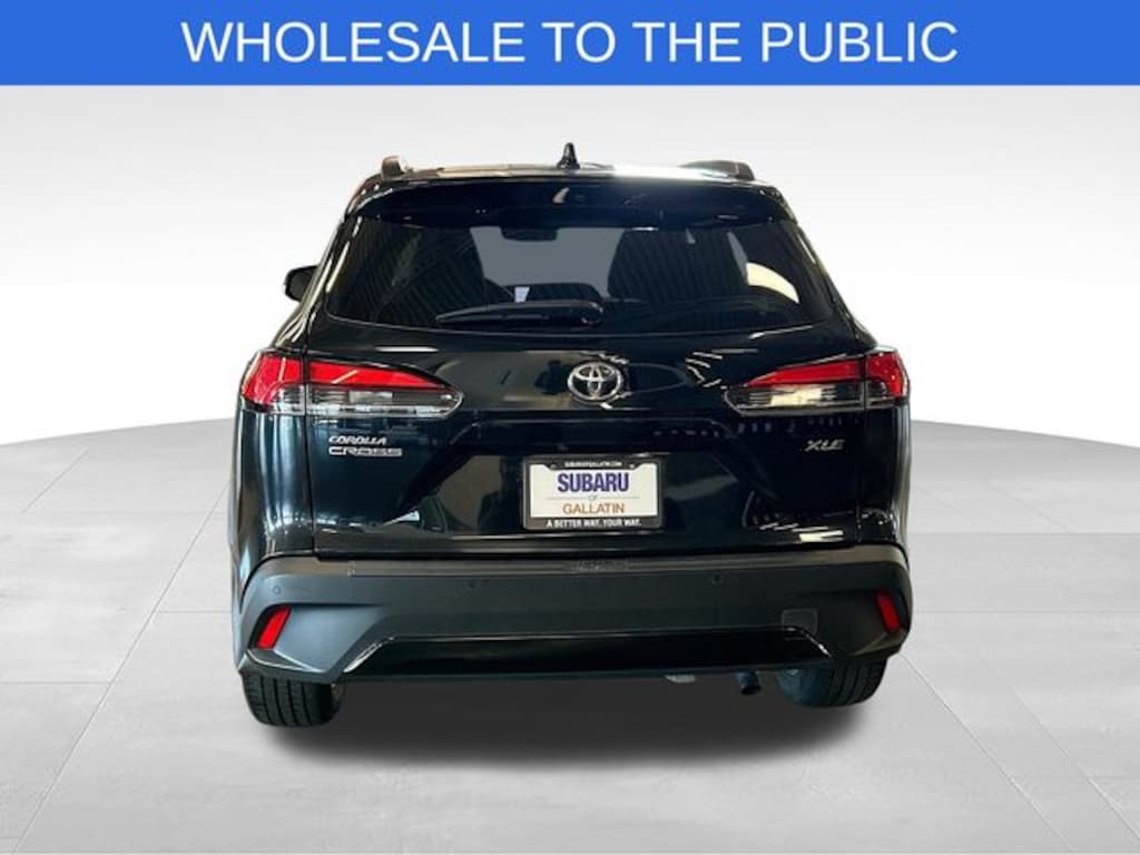 Used 2022 Toyota Corolla Cross XLE SUV