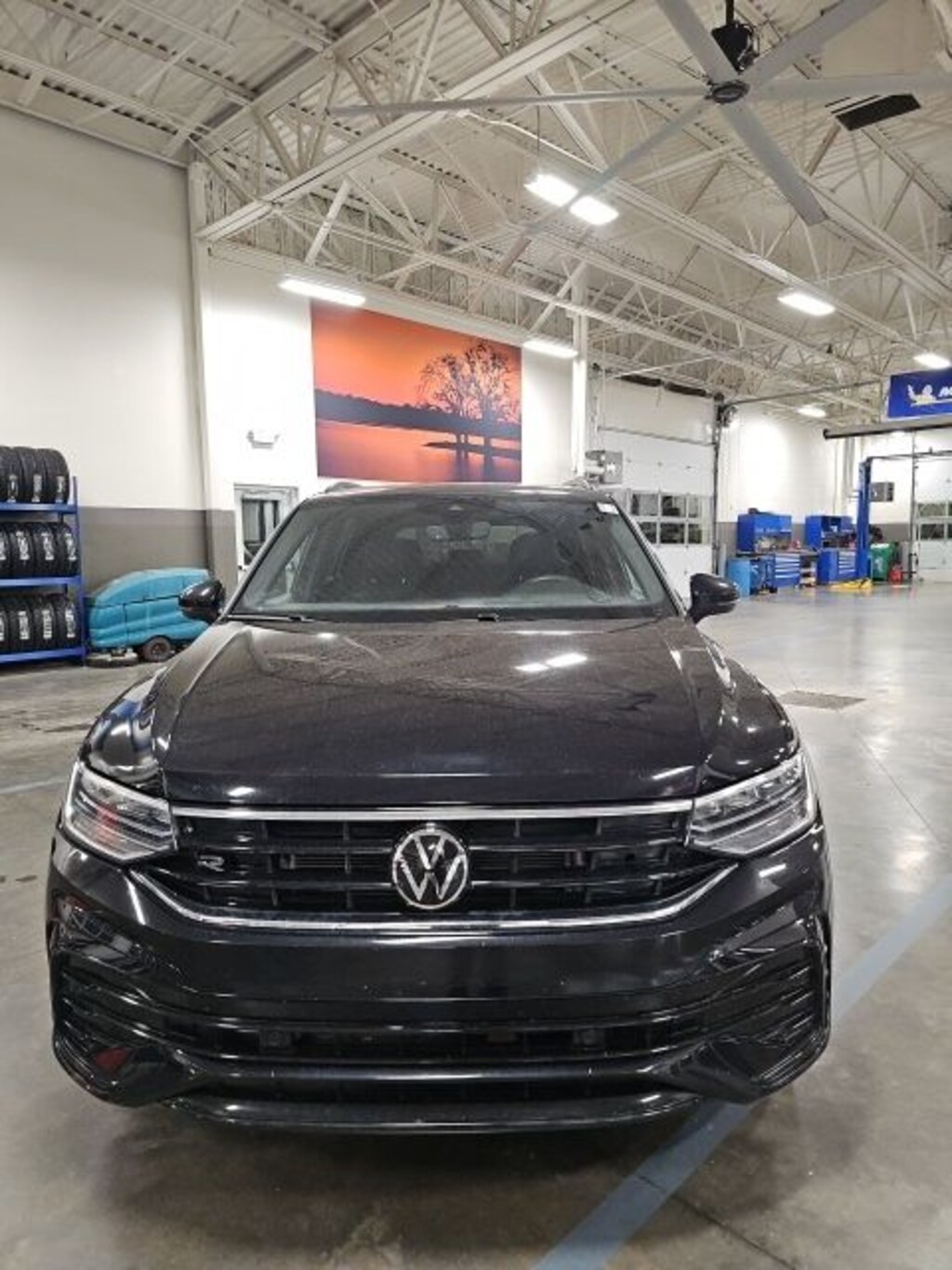 Used 2024 Volkswagen Tiguan 2.0T SE R-Line Black SUV