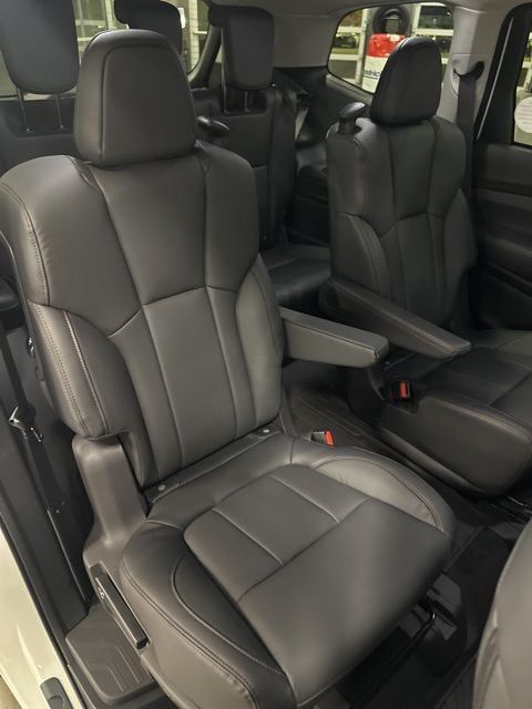 2026 Subaru Ascent Limited Bronze Edition - Photo 35