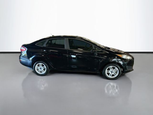 Used 2018 Ford Fiesta SE with VIN 3FADP4BJ5JM131567 for sale in Gallatin, TN