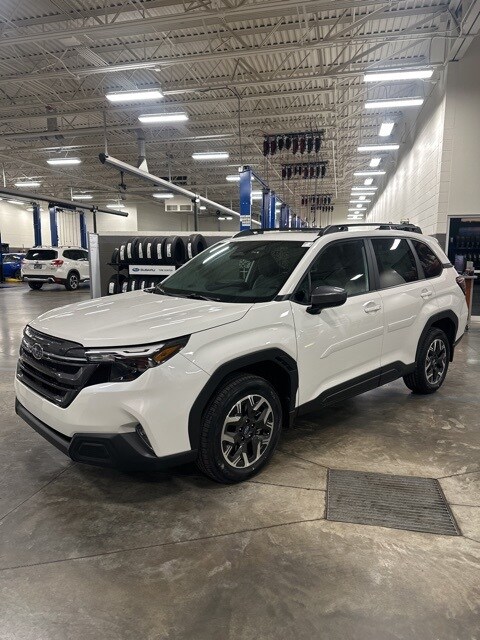 2026 Subaru Forester Premium photo 2