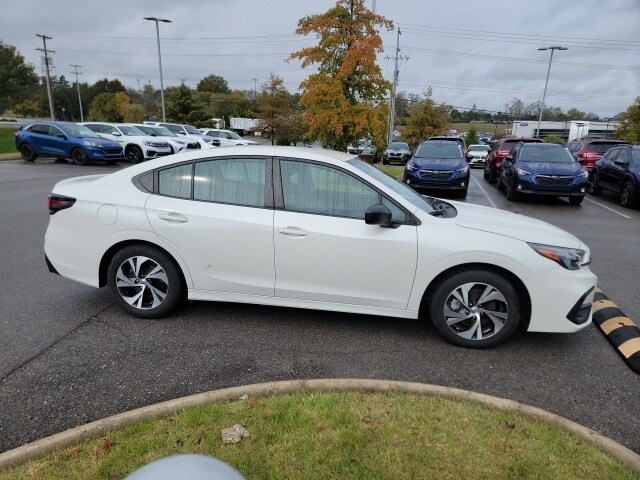 2023 Subaru Legacy Base photo 4