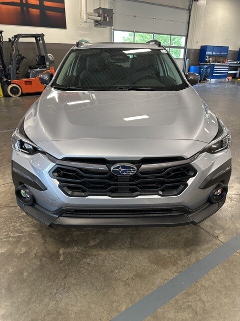 2025 Subaru Crosstrek Limited photo 3