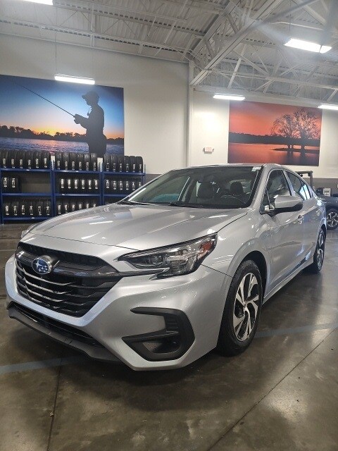 2025 Subaru Legacy Premium photo 2