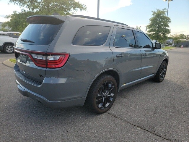 2023 Dodge Durango R/T Plus photo 2