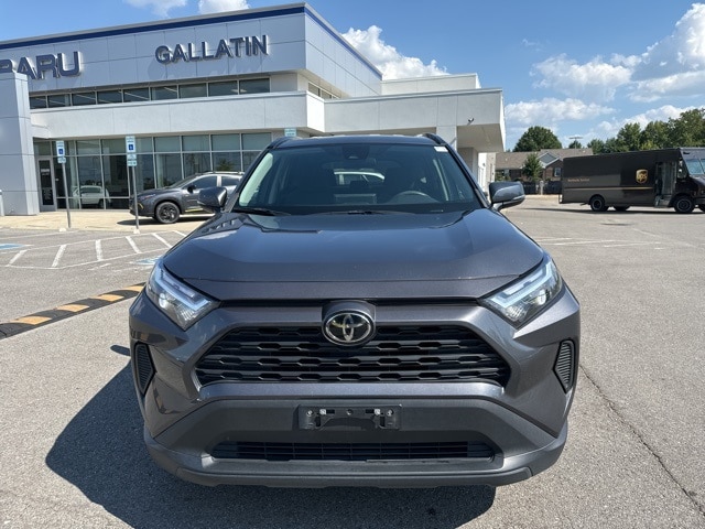 Used 2022 Toyota RAV4 XLE with VIN 2T3W1RFV9NW218746 for sale in Gallatin, TN