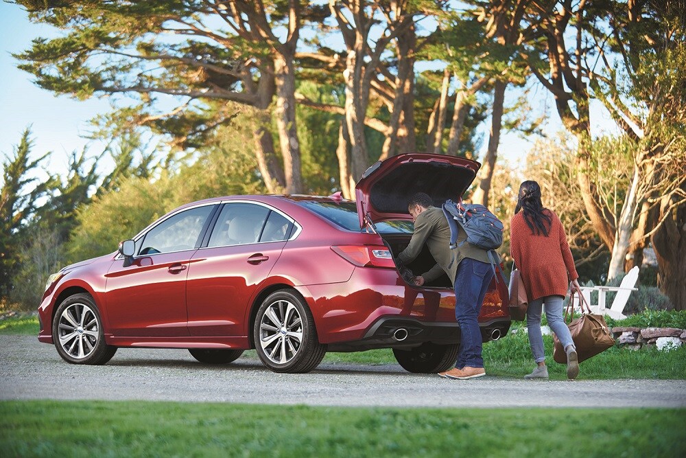 Subaru Legacy Cargo Features