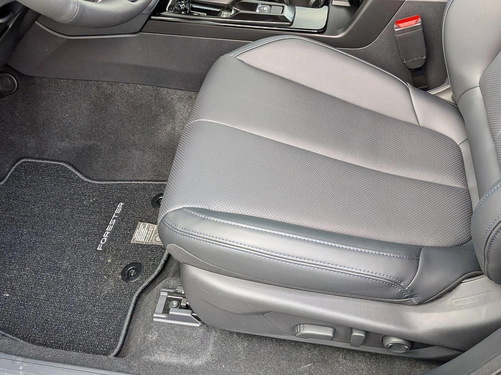 2026 Subaru Forester Limited Base photo 4