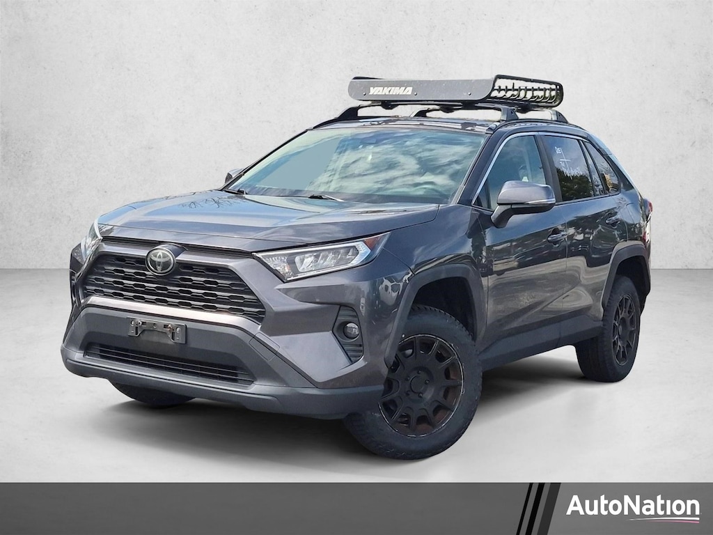 Used 2020 Toyota RAV4 XLE SUV