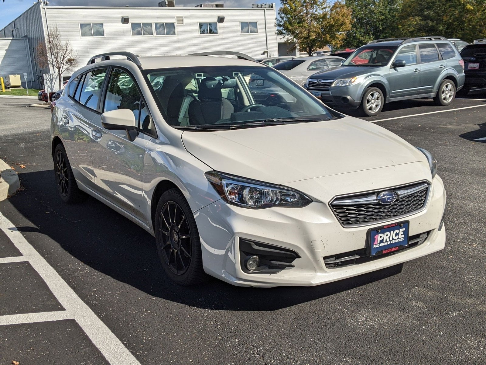2019 Subaru Impreza Premium photo 2